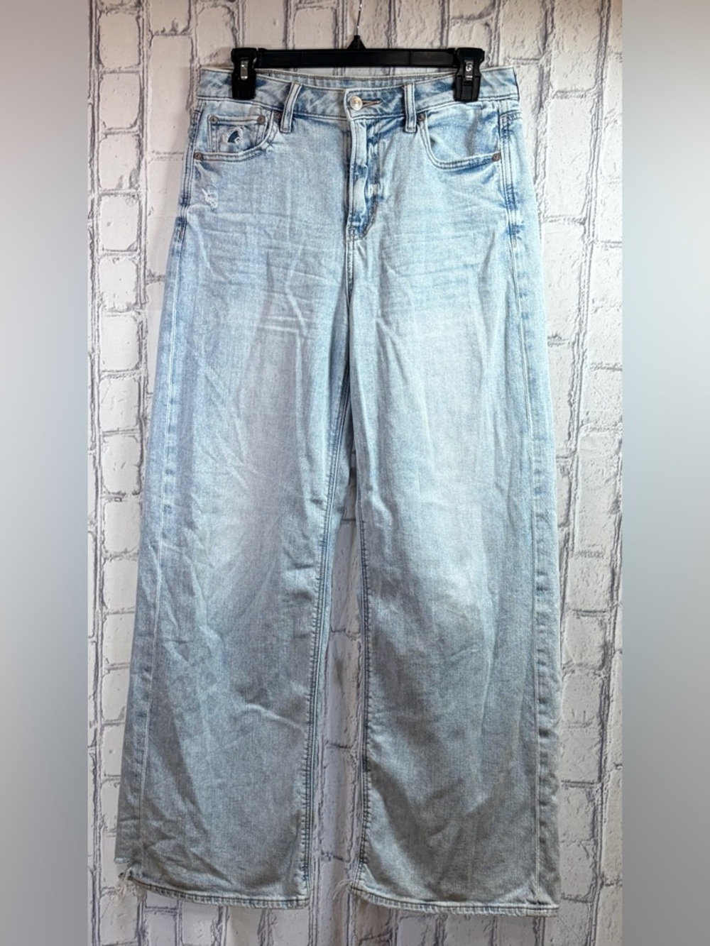 American Eagle :4 Stretch Light Wash Straight Leg Women’s Jeans - Light Blues